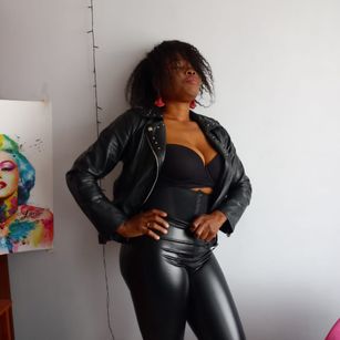 Model - fetishdirty asstomouth