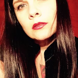 Model - Blue-Velvet 1