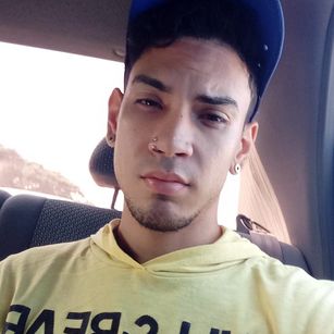 Model - Axel dominate