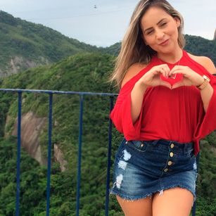 Model - VickStar cei