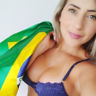 Model - VickStar dominatrix