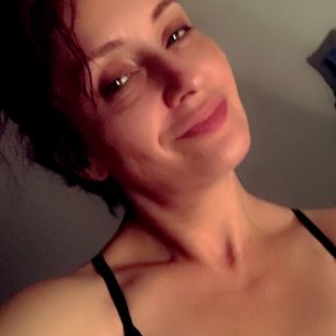 Model - Ariel blowjob