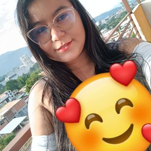 Model - MIA MICHALLE hairy