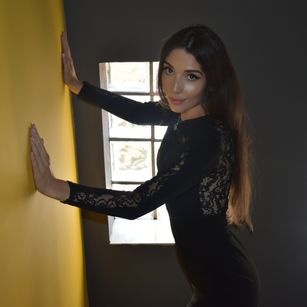 Model - Marissa Lopez skinny