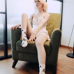 Model - Rokki doll anal