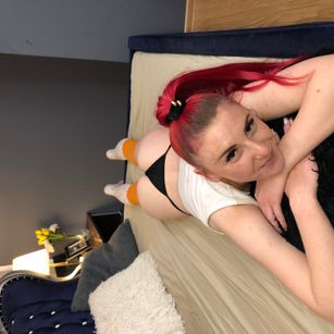 Model - Baby_Ivy redhead