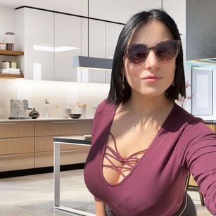 Model - EliseWinfrey bigtits