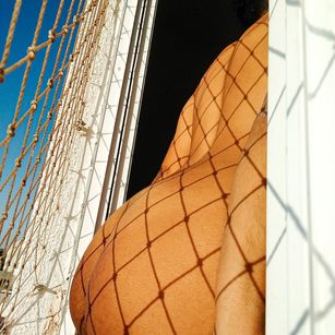 Model - Cayenne Velvet natural