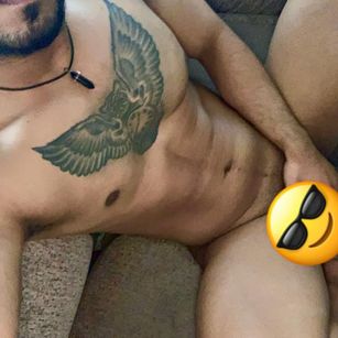 Model - Adan Levi anal