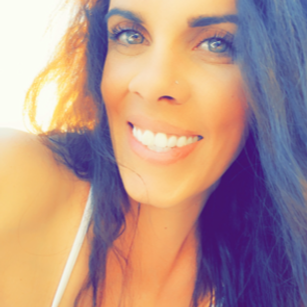 Model - LexingtonLee tightpussy