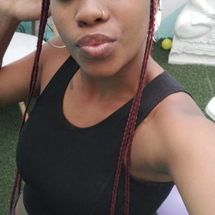 Model - GiannaChocolat tight