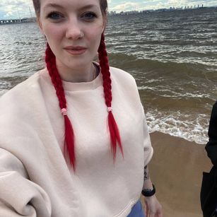 Model - AdrianaCoy fetish