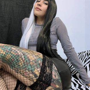 Model - Pandora Lust teen