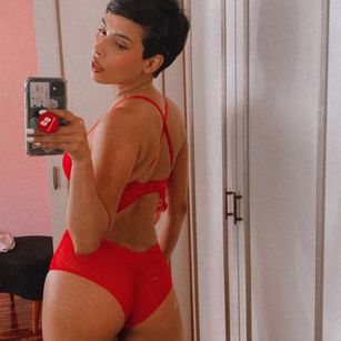 Model - Lysafire gfe