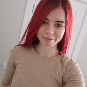 Model - Iris striptease