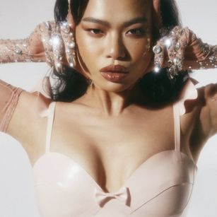 Model - Findom God Thea X heels