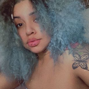 Model - london young