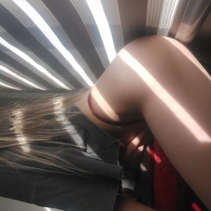 Model - kitty latina