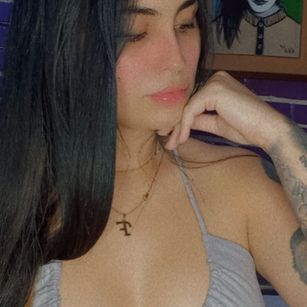 Model - Mariale Goddess bigass