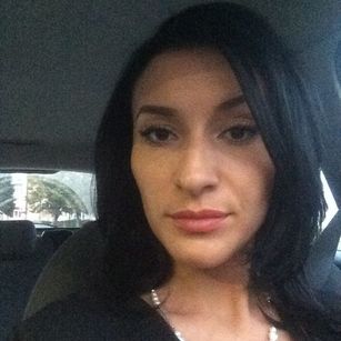 Model - AishaHazell striptease