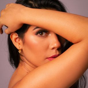 Model - Natalia Trejos latina