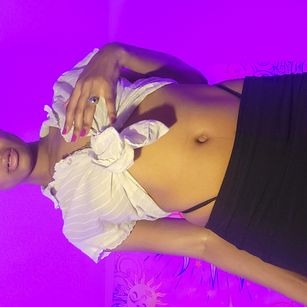 Model - Lexus Rose tightpussy