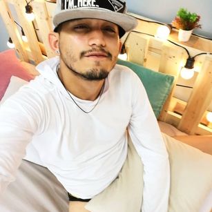 Model - Rhowell Rozz toys