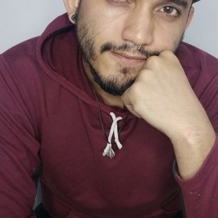 Model - Rhowell Rozz anal