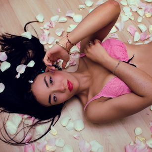 Model - SharonWill anal