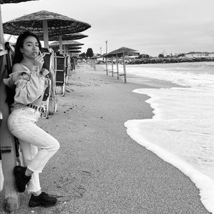 Model - SarraPeach dirty