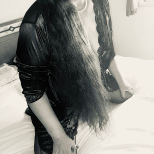 Model - Margaret BustyHotwife feet