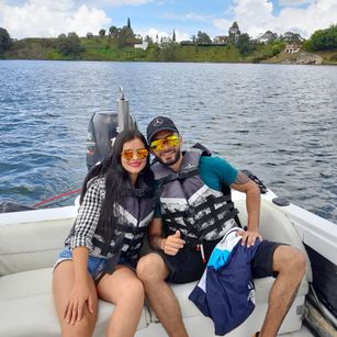 Model - Anna and John couple