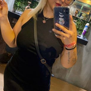 Model - JuliietaSaenz Blonde