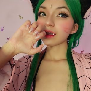 Model - Ms.Pickles petite