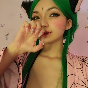 Model - Ms.Pickles young