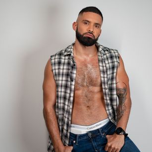 Model - Alex Wolf bigcock