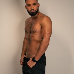 Model - Alex Wolf latin