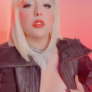 Model - Madelynn Winters sexy