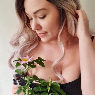 Model - LunaLawrence sph