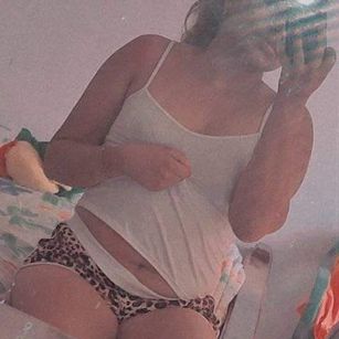 Model - dayana bisexual