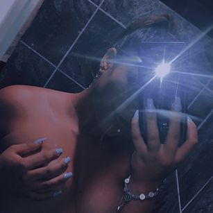 Model - dayana chupar