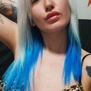 Model - Sanita masturbation