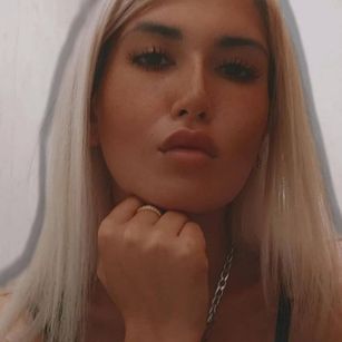 Model - Sanita cam2cam