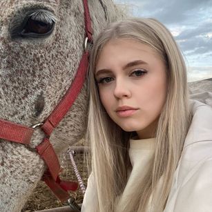 Model - Meghan_Ory sex