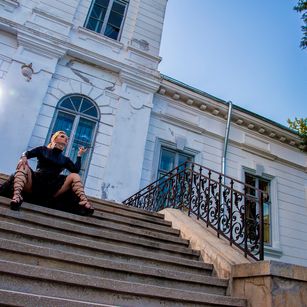 Model - D3vilKali666 femdom