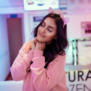 Model - Melanie Rosse sensual