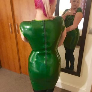 Model - PrincessJessika Blonde