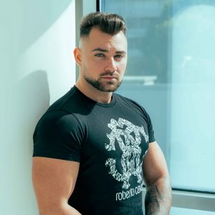 Model - DuncanStone tattoos