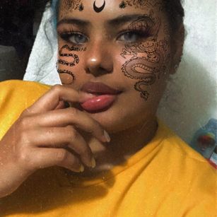 Model - Ananke dance