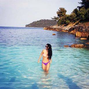 Model - MedinaForWeakMen worship